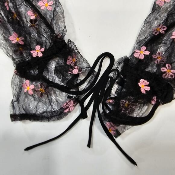 Lovers and Friends Juliana Top in Black and Pink XXS - Picture 4 of 12